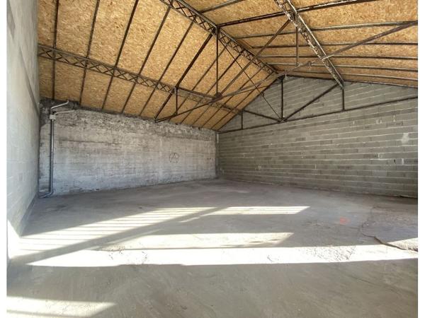 Garage - MONTROND LES BAINS