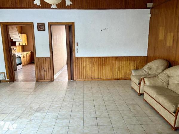 Maison à usage d'habitation 