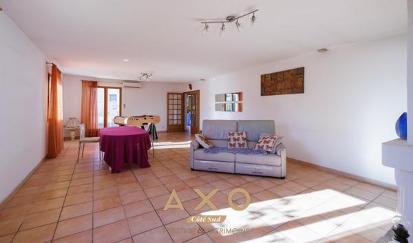 GEMENOS - MAISON DE PLAIN PIED - T4 - GARAGE - PISCINE - 750 000