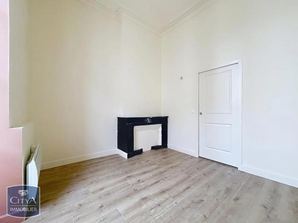 Appartement à louer 2 pièces 38.7m² Nîmes (30000)