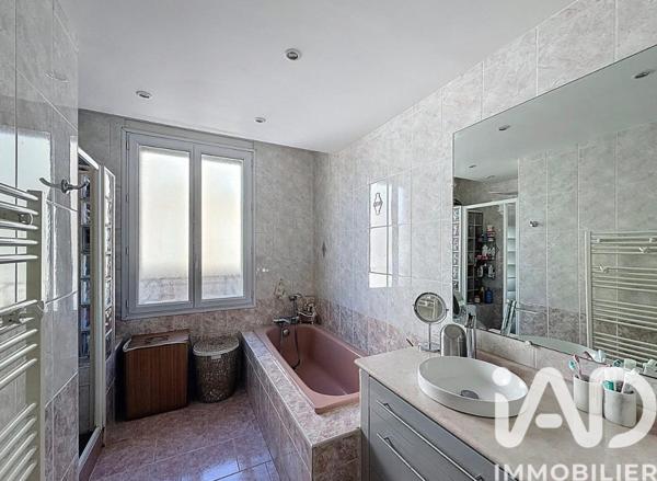 Maison à vendre 7 pièces 170 m² Saint-Zacharie