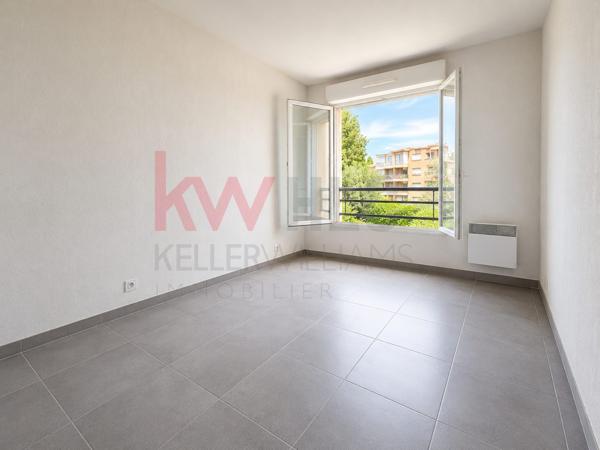 Appartement 3P avec balcon et parking – Grasse