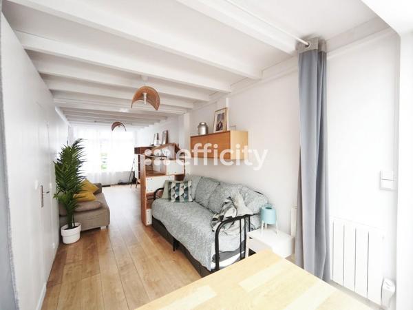 Immeuble
        
        - 75 m² Exclusivité 289 430 € *