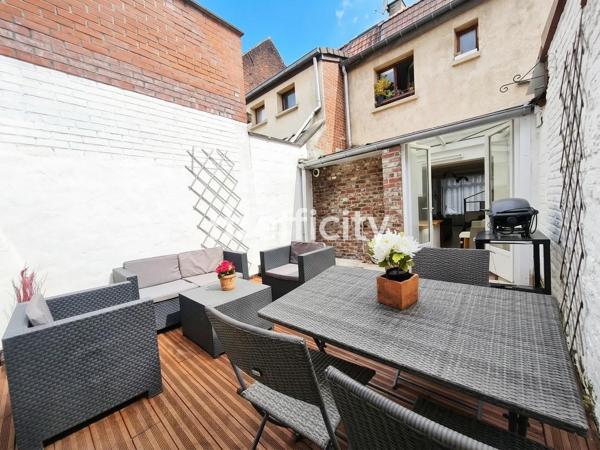 Immeuble
        
        - 75 m² Exclusivité 289 430 € *