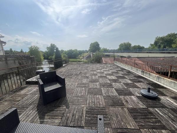 Immeuble à vendre 119 400 € Coutras 457 m² DPE