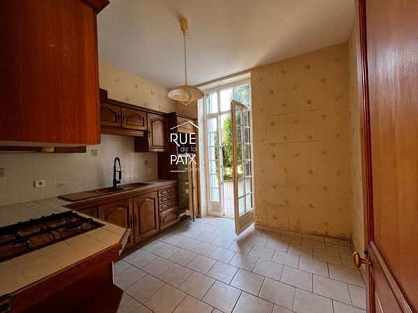 86200 LOUDUN Maison Loudun - 170 m2