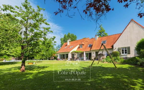 Maison à vendre    9 pièces • 234,86 m2 Cucq