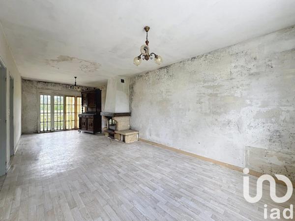 Maison à vendre 6 pièces 142 m² Salon-la-Tour