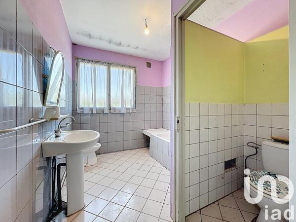 Maison à vendre 6 pièces 142 m² Salon-la-Tour