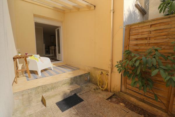 Appartement 1 pièce à vendre à La Garenne-Colombes, rez-de-chaussée, calme et bien équipé , La garenne colombes