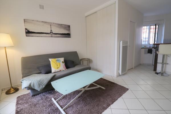Appartement 1 pièce à vendre à La Garenne-Colombes, rez-de-chaussée, calme et bien équipé , La garenne colombes
