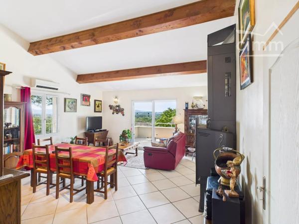 À vendre – Villa de standing avec piscine, proche centre – Saint Ambroix.