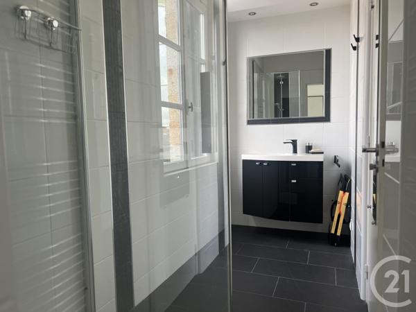 Appartement Duplex à vendre  6 pièces - 150,21 m2 FOUGERES - 35