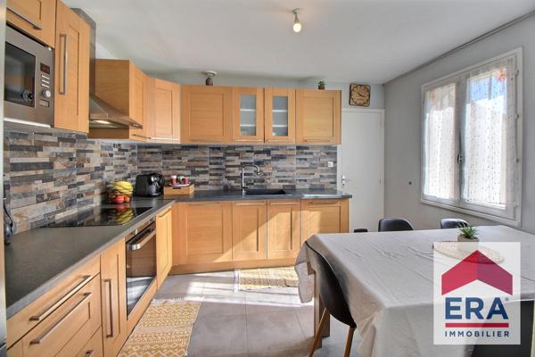 Maison Mondragon - 73m² - 570m²