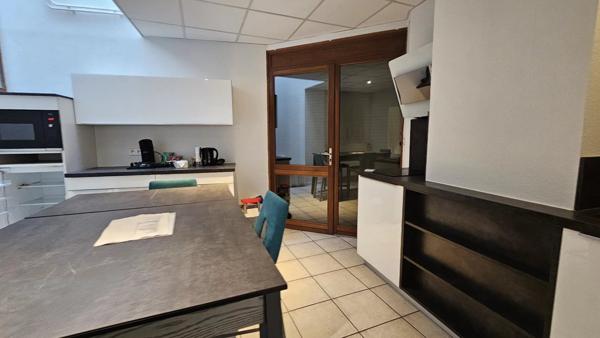 Vente Immeuble 11 pièces 306 m2 à Le Pont-de-Beauvoisin