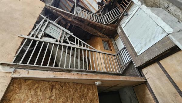 Vente Immeuble 11 pièces 306 m2 à Le Pont-de-Beauvoisin