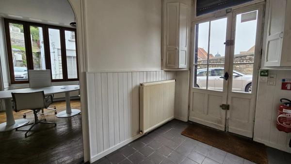 Vente Immeuble 11 pièces 306 m2 à Le Pont-de-Beauvoisin