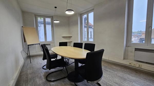 Vente Immeuble 11 pièces 306 m2 à Le Pont-de-Beauvoisin