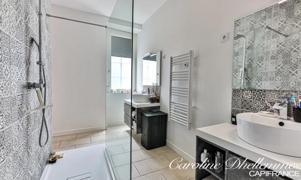 Maison de ville en plein coeur du quartier de la gare.