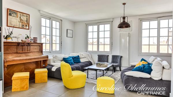 Maison de ville en plein coeur du quartier de la gare.