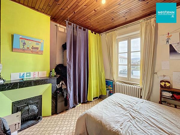 Maison Montbrison 4 pièce(s) 73 m² environ - À découvrir sans tarder ! Maison en pisé avec fort potentiel