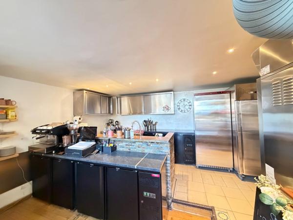 Fonds de commerce à vendre FAYENCE (83)