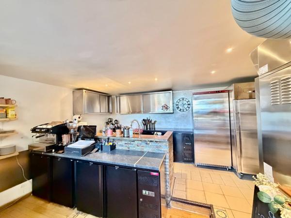 Fonds de commerce à vendre FAYENCE (83)