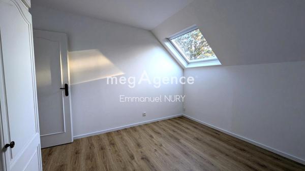 Maison à CHARBONNIERES-LES-BAINS, 69260 - 8 pièces 178m²