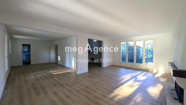 Maison à CHARBONNIERES-LES-BAINS, 69260 - 8 pièces 178m²