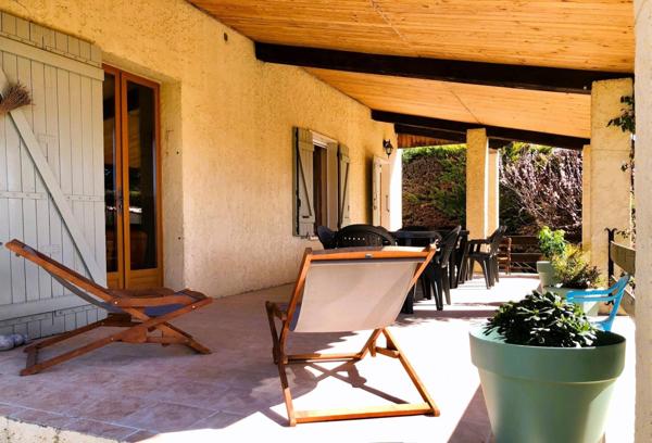 Maison familiale d'environ 150m² sur un terrain de 435 m² à APT