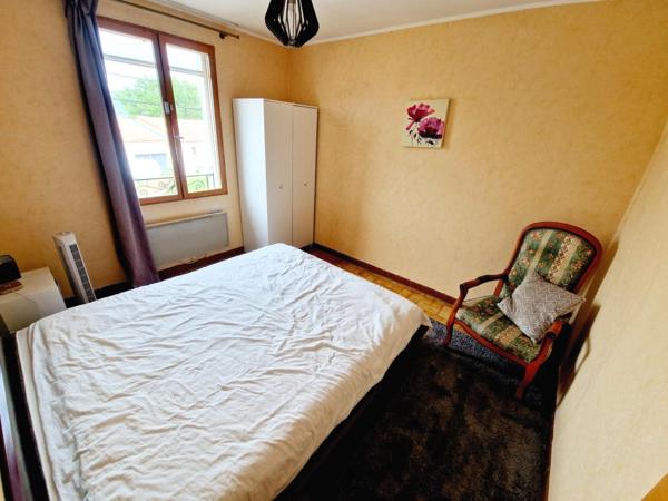 Maison familiale d'environ 150m² sur un terrain de 435 m² à APT