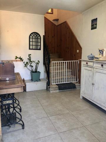 Maison familiale d'environ 150m² sur un terrain de 435 m² à APT