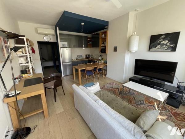 Notaire vend bel appartement 3 pièces Marseille (1er arrondissement)