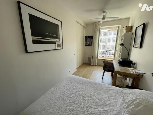 Notaire vend bel appartement 3 pièces Marseille (1er arrondissement)