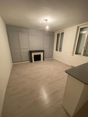 Immeuble - centre ville de Gournay en Bray