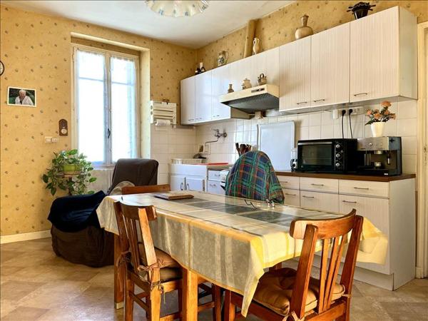 Maison à vendre |  Cransac |  5 pièces | 115 m²