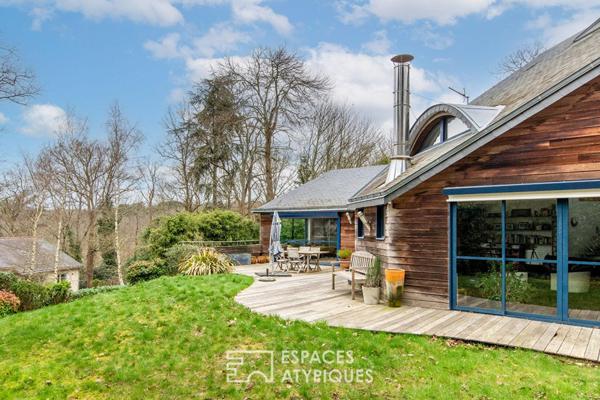 Maison d’architecte contemporaine qui dialogue avec la nature