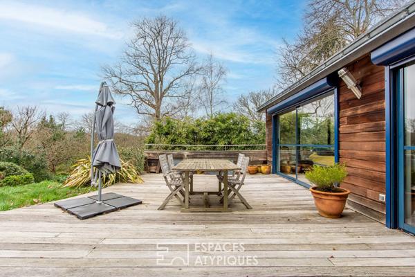 Maison d’architecte contemporaine qui dialogue avec la nature