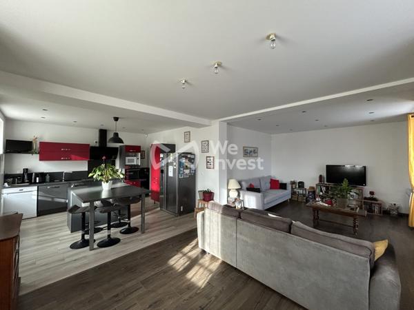 Maison rénovée 135 m² 5 pièces 3 chambres Terrain 789 m²