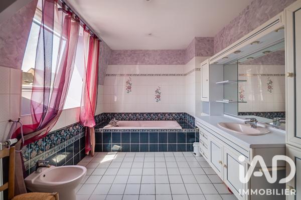 Maison à vendre 7 pièces 157,38 m² Le Mans