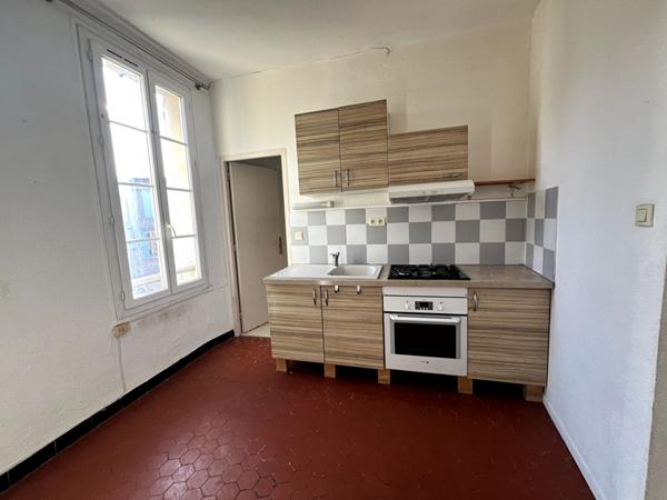 Immeuble de rapport au coeur du village médiéval de Volonne ? Idéal investisseur