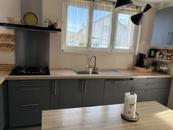 À vendre - Maison individuelle, 5 pièces située à Terrasson-Lavilledieu (24120)