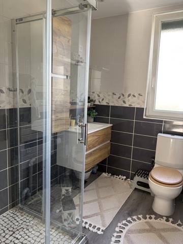 À vendre - Maison individuelle, 5 pièces située à Terrasson-Lavilledieu (24120)