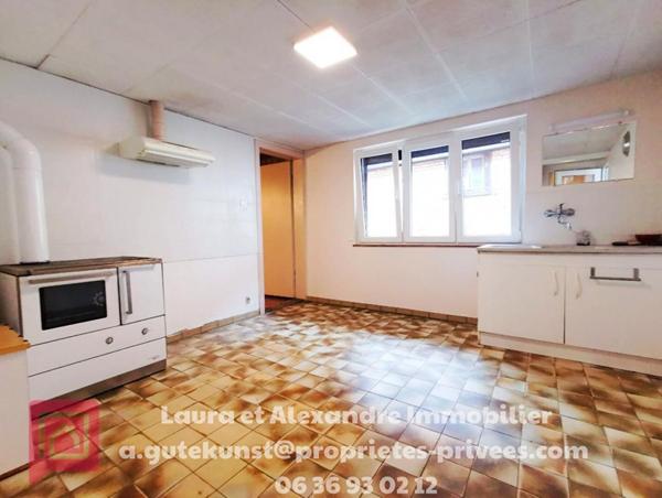 Vente maison 3 pièces d'environ 85 m2 + cour + grange + jardin