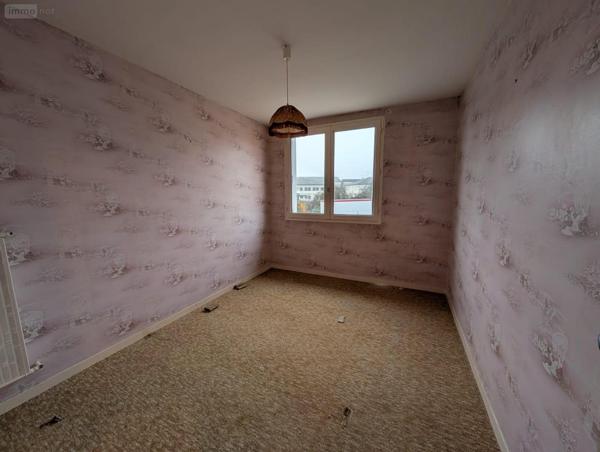 Maison à vendre à Le Lude dans la Sarthe (72800), ref : 13861/1642