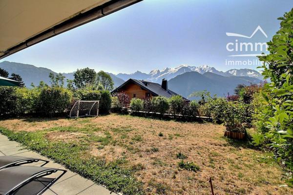 APPARTEMENT T4 REZ DE JARDIN ET VUE MONT BLANC.