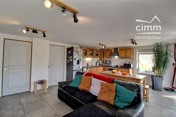 APPARTEMENT T4 REZ DE JARDIN ET VUE MONT BLANC.