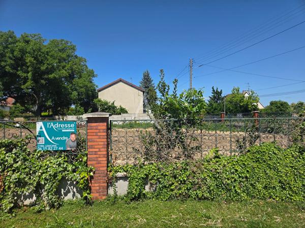 Terrain à bâtir TREMBLAY EN FRANCE