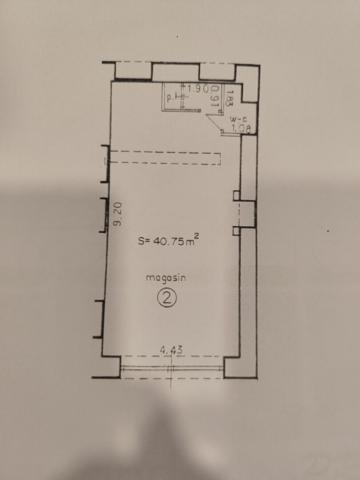 Local Commercial 40 m² ? Coeur de Ville & Zone Touristique