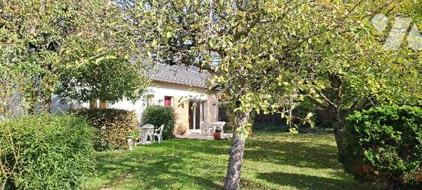 SAINT-GEORGES MONTCOCQ - MAISON 138 M² AVEC JARDIN PAYSAGÉ